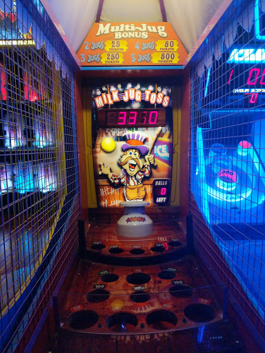 Bowling Alley «The Summit», reviews and photos, 4455 N Fairgrounds Ave, Windsor, CO 80550, USA