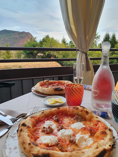 Rosengarden Iseo Ristorante Pizzeria in Iseo, Provincia di Brescia