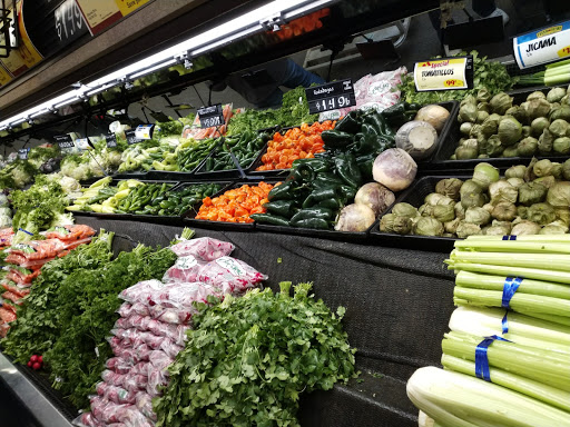 Grocery Store «Fresh Thyme Farmers Market- Troy MI», reviews and photos, 901 E Big Beaver Rd, Troy, MI 48083, USA