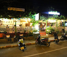 Eats Bar & restaurant photo