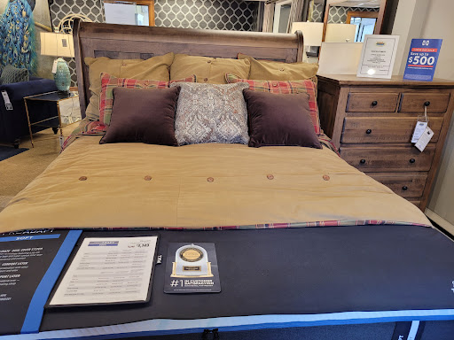 Furniture Store «Fenton Home Furnishings», reviews and photos, 1136 N Leroy St, Fenton, MI 48430, USA