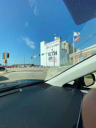 Convention Information Bureau «Alton Regional Convention & Visitors Bureau», reviews and photos, 200 Piasa St, Alton, IL 62002, USA