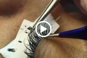 Lash Therapy Indianapolis image