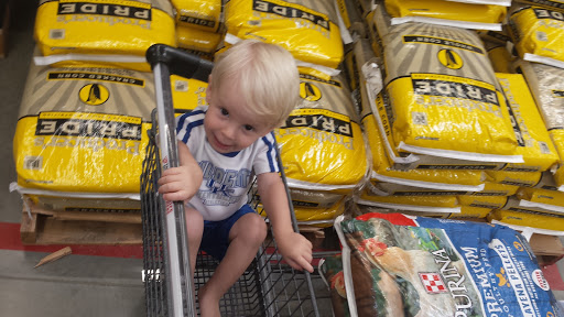 Home Improvement Store «Tractor Supply Co.», reviews and photos, 1521 N Main St, Beaver Dam, KY 42294, USA