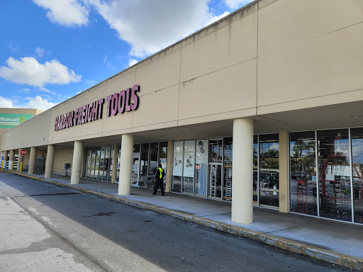 Tool Store «Harbor Freight Tools», reviews and photos, 410 W 49th St #104, Hialeah, FL 33012, USA