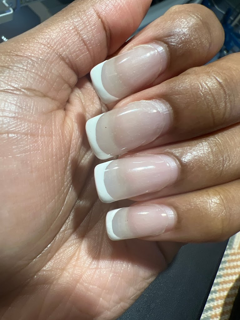 TRUE NAILS 33411