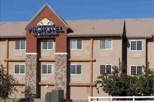Microtel Inn & Suites by Wyndham Wheeler Ridge image
