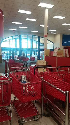 Department Store «Target», reviews and photos, 4 Henry St, Commack, NY 11725, USA