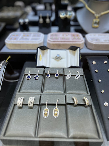 Jewelry Repair Service «Belle Meade Jewelry & Repair», reviews and photos, 4548 Harding Pike, Nashville, TN 37205, USA