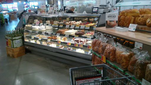 Shopping Mall «Woodlands Square», reviews and photos, 3150 Tampa Rd, Oldsmar, FL 34677, USA