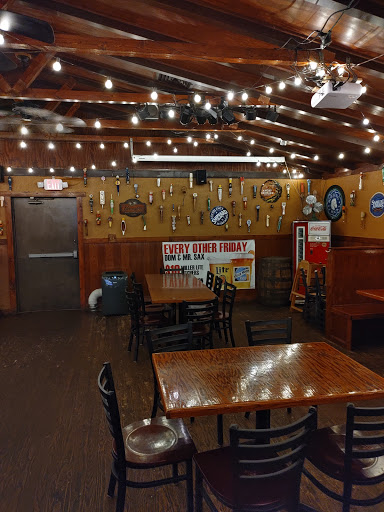 Restaurant «Bottlenecks», reviews and photos, 2 S Broad St, West Hazleton, PA 18202, USA