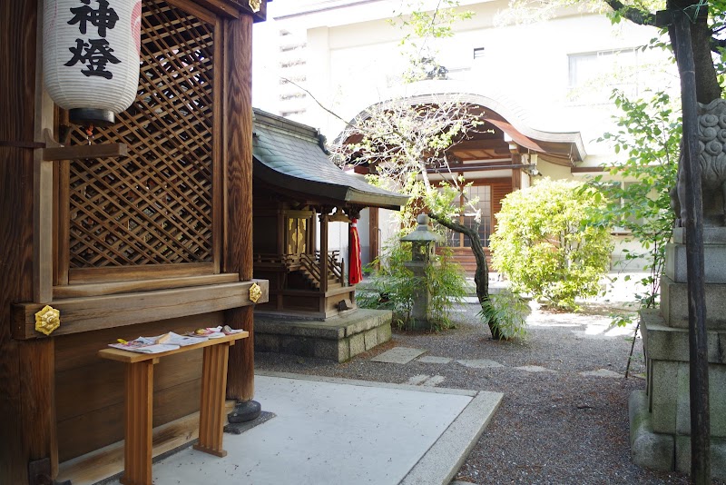 天孫神社内 日若宮