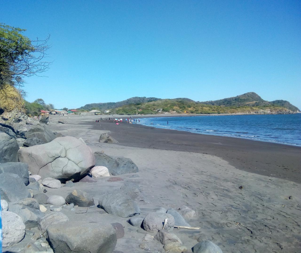 Φωτογραφία του The Chiquirin beach με καθαρό νερό επιφάνεια