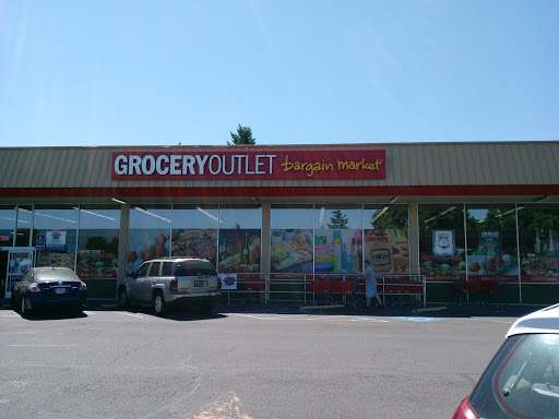 Grocery Store «Grocery Outlet Bargain Market», reviews and photos, 2060 River Rd, Eugene, OR 97404, USA