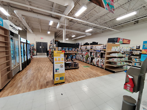 Pet Supply Store «Petco Animal Supplies», reviews and photos, 7590 150th St W, Apple Valley, MN 55124, USA