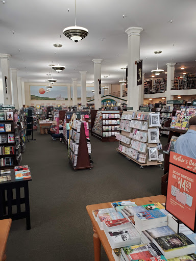 Book Store «Barnes & Noble», reviews and photos, 700 4th St, Santa Rosa, CA 95404, USA