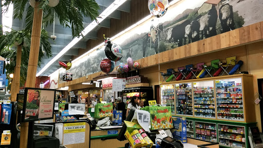 Supermarket «Vallarta Supermarkets», reviews and photos, 2705 S H St, Bakersfield, CA 93304, USA