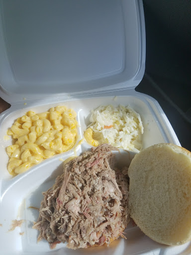 Caterer «Mobile Pig-Nic Catering», reviews and photos, 900 Commonwealth Pl, Virginia Beach, VA 23464, USA