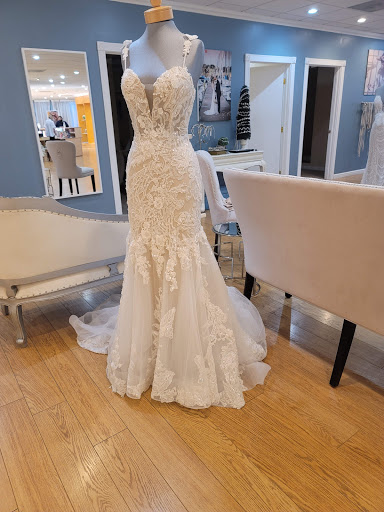 Bridal Shop «Mary Me Bridal», reviews and photos, 2922 E Chapman Ave, Orange, CA 92869, USA