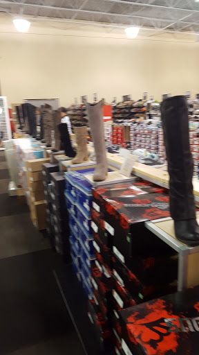 Shoe Store «DSW Designer Shoe Warehouse», reviews and photos, 8502 Eager Rd, Brentwood, MO 63144, USA