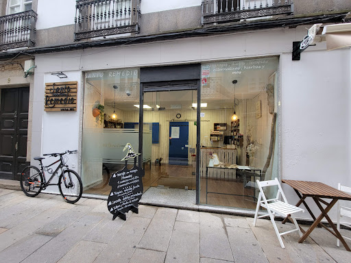 Clínica Veterinaria Poveda en Roquetas de Mar