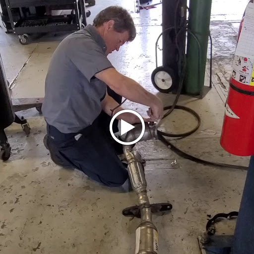 Auto Repair Shop «Honka Auto Repairs», reviews and photos, 1266 Court St, Clearwater, FL 33756, USA