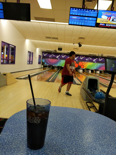 Sports Activity Location «Warrior Lanes», reviews and photos, 190 SE Laurel St, Waukee, IA 50263, USA