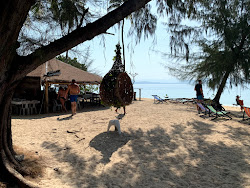 Naka Noi Island Beach'in fotoğrafı ve güzel manzarası