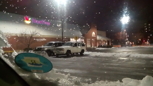 Grocery Store «Stop & Shop», reviews and photos, 370 Hemingway Ave, East Haven, CT 06512, USA