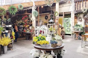 Russell's Garden Center image