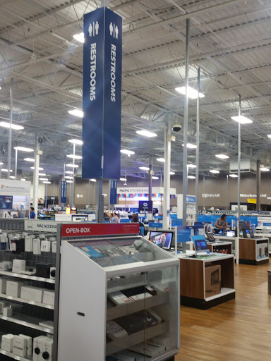 Electronics Store «Best Buy», reviews and photos, 1730 Pleasant Pl, Arlington, TX 76015, USA