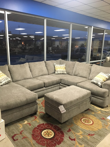 Furniture Store «FFO Home», reviews and photos, 405 S Poplar St, Searcy, AR 72143, USA
