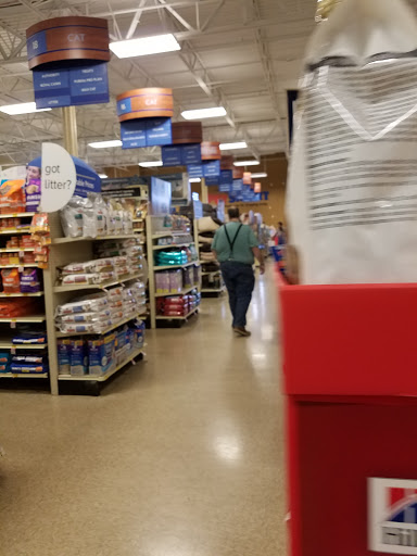 Pet Supply Store «PetSmart», reviews and photos, 6622 Charlotte Pike Suite 108, Nashville, TN 37209, USA