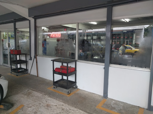 Tiendas para comprar baterias coches Panamá