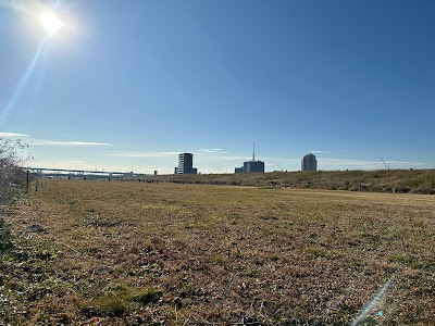 日の出町緑地球技場B面