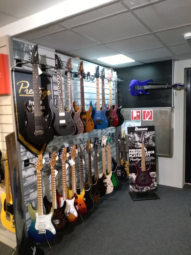 Guitar shops in Munich
