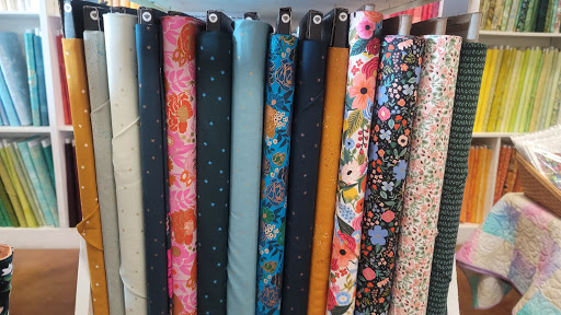 Quilt Shop «Honey Bee Quilt Store», reviews and photos, 9308 Anderson Mill Rd, Austin, TX 78729, USA