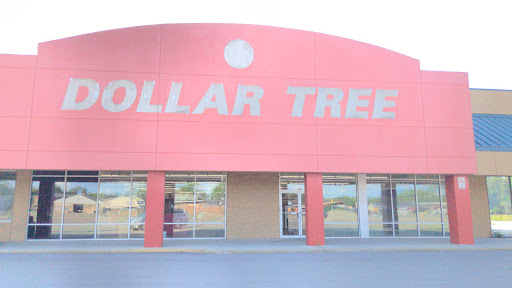 Dollar Store «Dollar Tree», reviews and photos, 120 N Brookwood Ave, Hamilton, OH 45013, USA