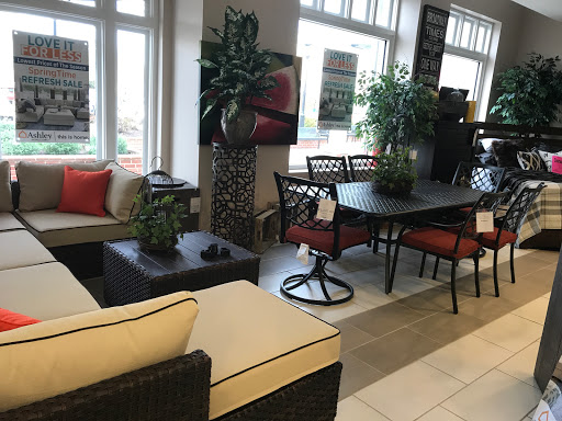 Furniture Store «Ashley HomeStore», reviews and photos, 534 N Frederick Ave, Gaithersburg, MD 20877, USA