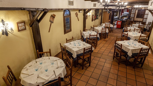 Restaurante Asador Medieval Calle del, C. Portal Mayor, 2, 19250 Sigüenza, Guadalajara, España