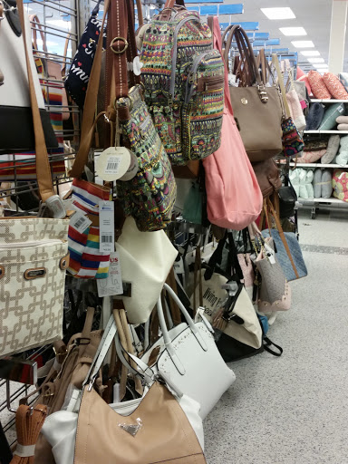 Clothing Store «Ross Dress for Less», reviews and photos, 2421 E Expy 83, Mission, TX 78572, USA