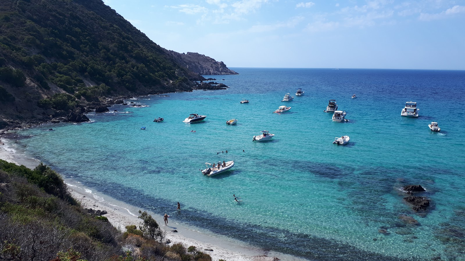 Photo of Acciola beach with turquoise pure water surface