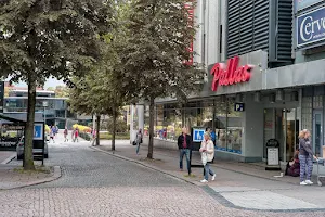 Pallas Galleria image
