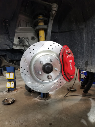 Auto Repair Shop «All Seasons Automotive», reviews and photos, 8 Hawkeye Dr, North Liberty, IA 52317, USA