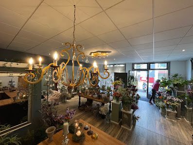 SH Naturwerkstatt & Blumenbinderei Hintere Str. 22, 70734 Fellbach