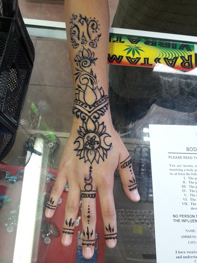 Tattoo Shop «Inkredible Tattoo», reviews and photos, 2301 Padre Blvd, South Padre Island, TX 78597, USA