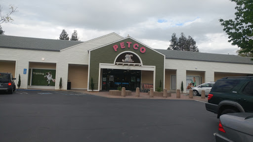 Pet Supply Store «Petco Animal Supplies», reviews and photos, 1341 W Covell Blvd b, Davis, CA 95616, USA