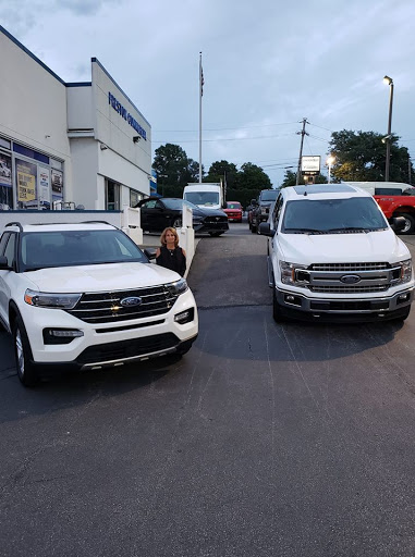 Ford Dealer «Preston Ford», reviews and photos, 13580 W Center St, Burton, OH 44021, USA