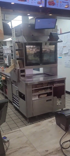 Shopping Mall «New Horizons Shopping Mall», reviews and photos, 961 E 174th St, Bronx, NY 10460, USA