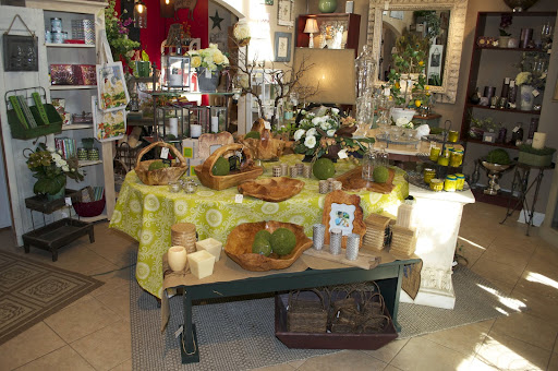 Florist «Blue Moon Florist & Gift Shop», reviews and photos, 1107 Horseshoe Pike, Downingtown, PA 19335, USA